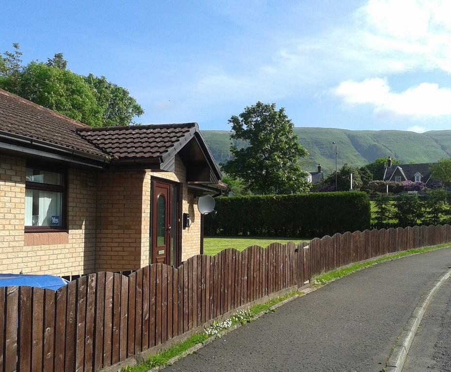 Dingieshowe Cottage Lennoxtown Bagian luar foto